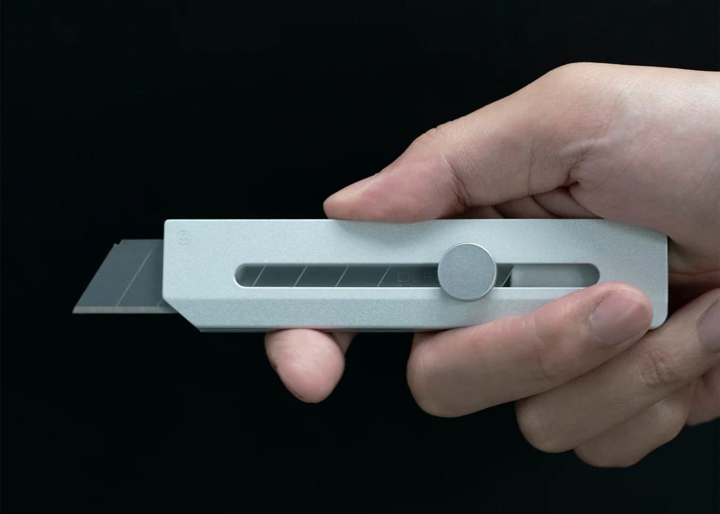 
                  
                    HMM Utility Knife
                  
                