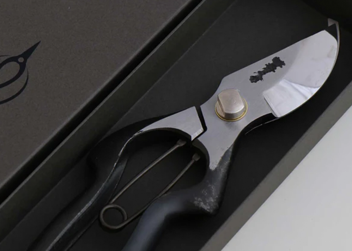 
                  
                    T-13 Pruning Shears
                  
                