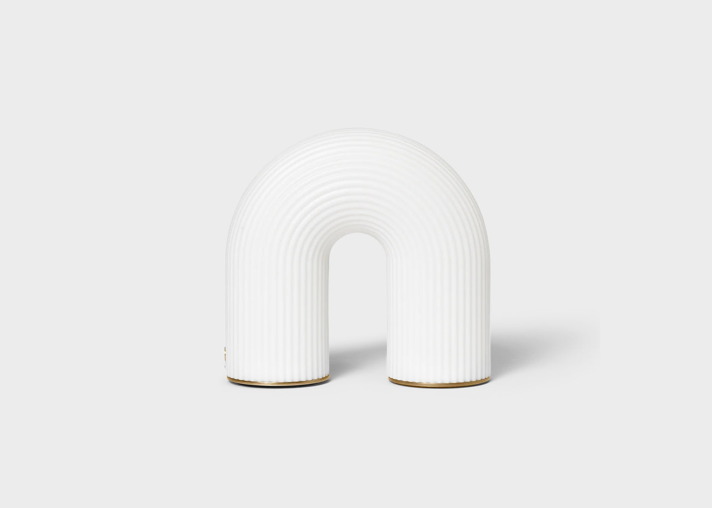 Ferm Living Vuelta Portable Lamp – Rechargeable LED, White
