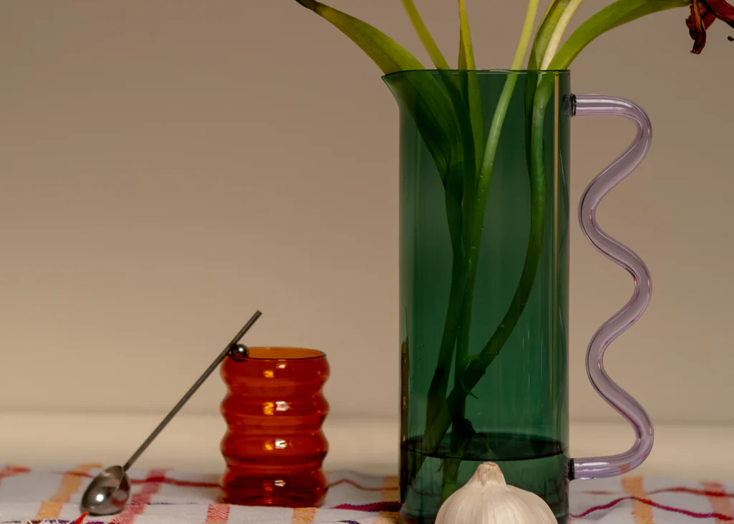 
                  
                    Wave Pitcher
                  
                