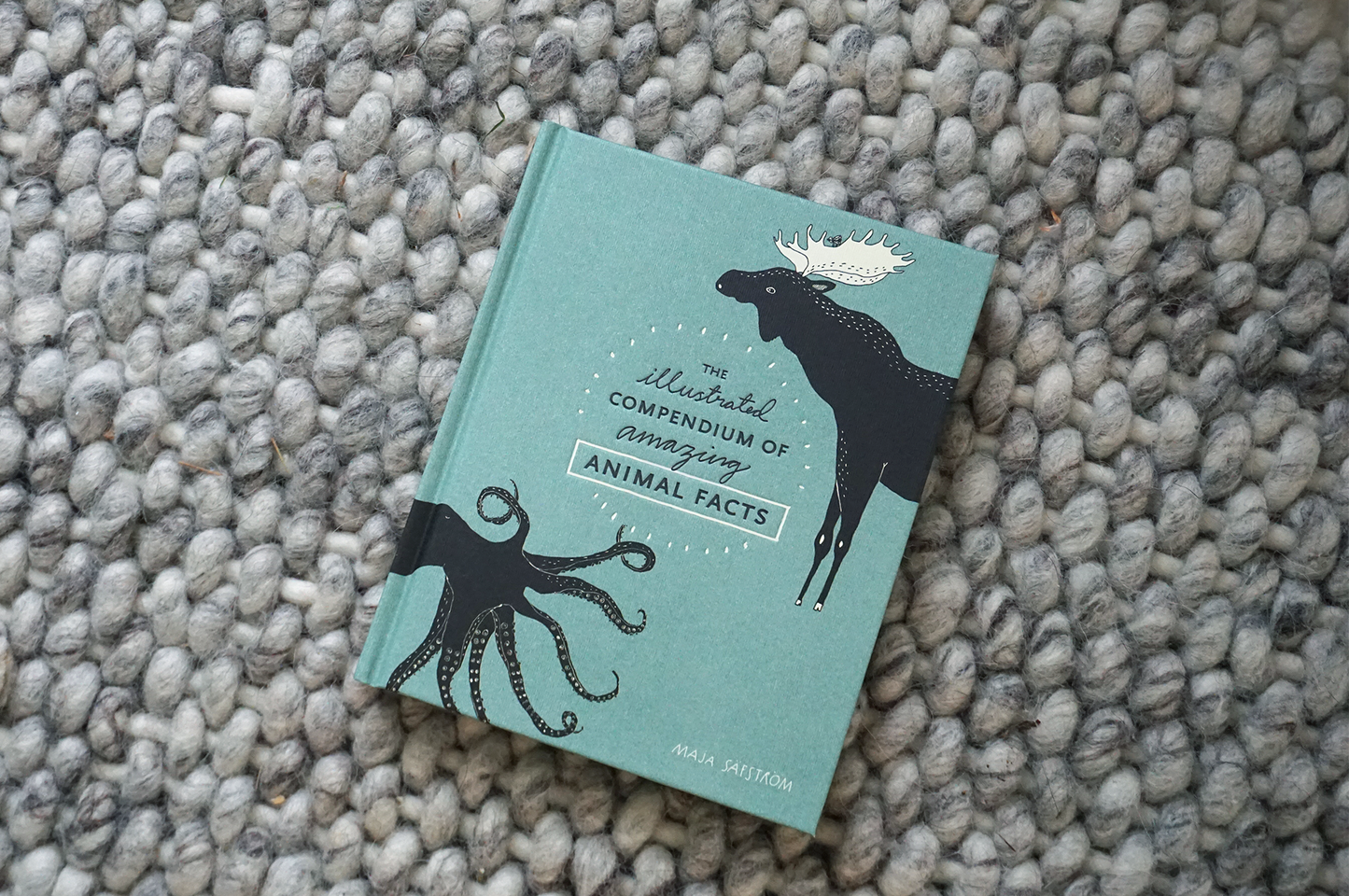 
                  
                    The Illustrated Compendium of Amazing Animal Facts
                  
                