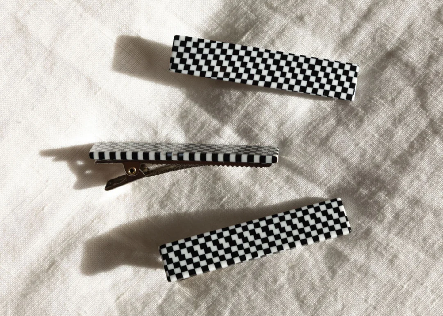 
                  
                    Checkered Hair Clips - 3 Set
                  
                