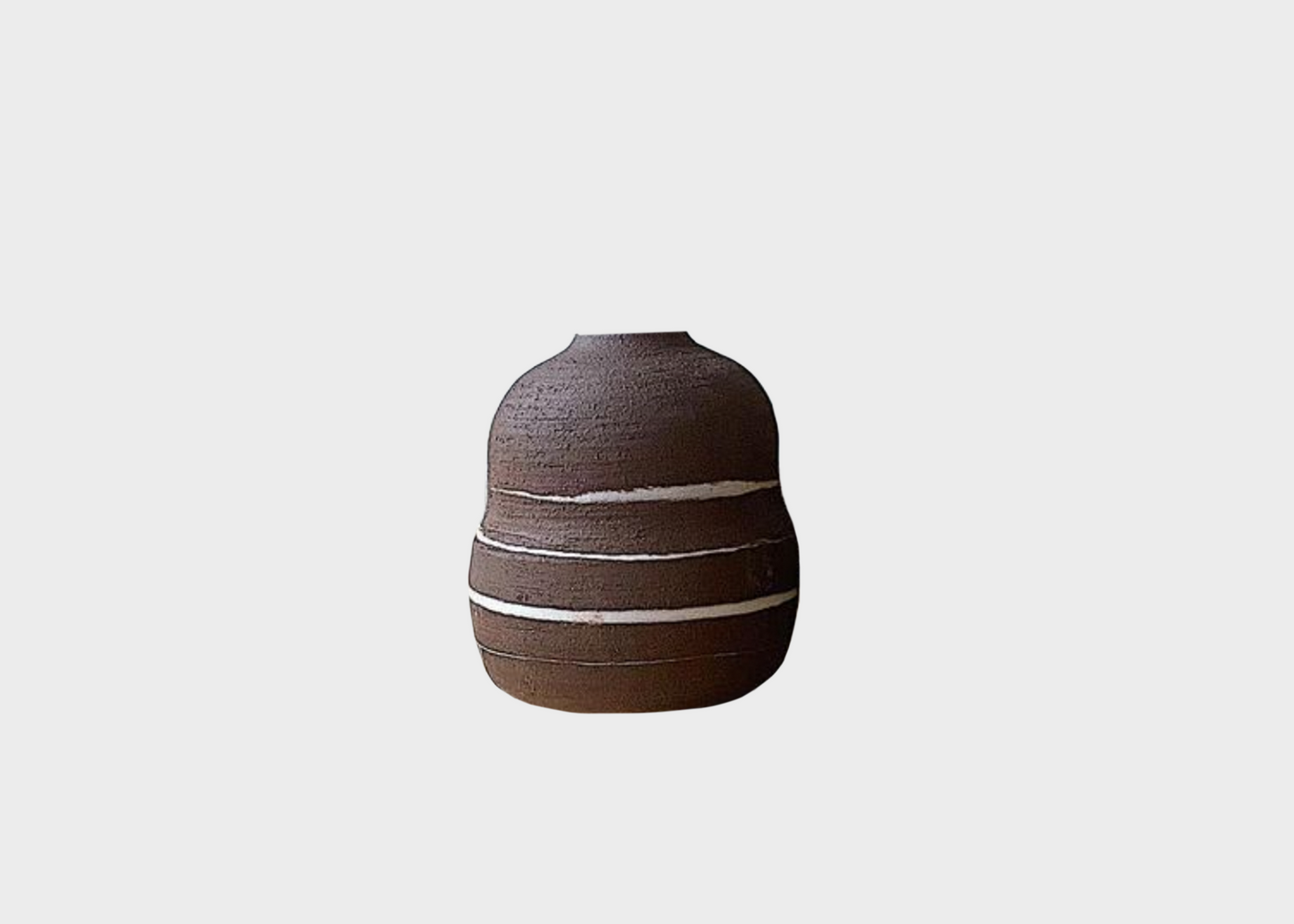 
                  
                    Hyoutan Chocolate Bud Vase
                  
                