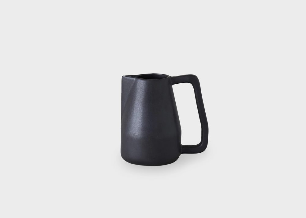 
                  
                    Novah Pitcher (Black, Small)
                  
                