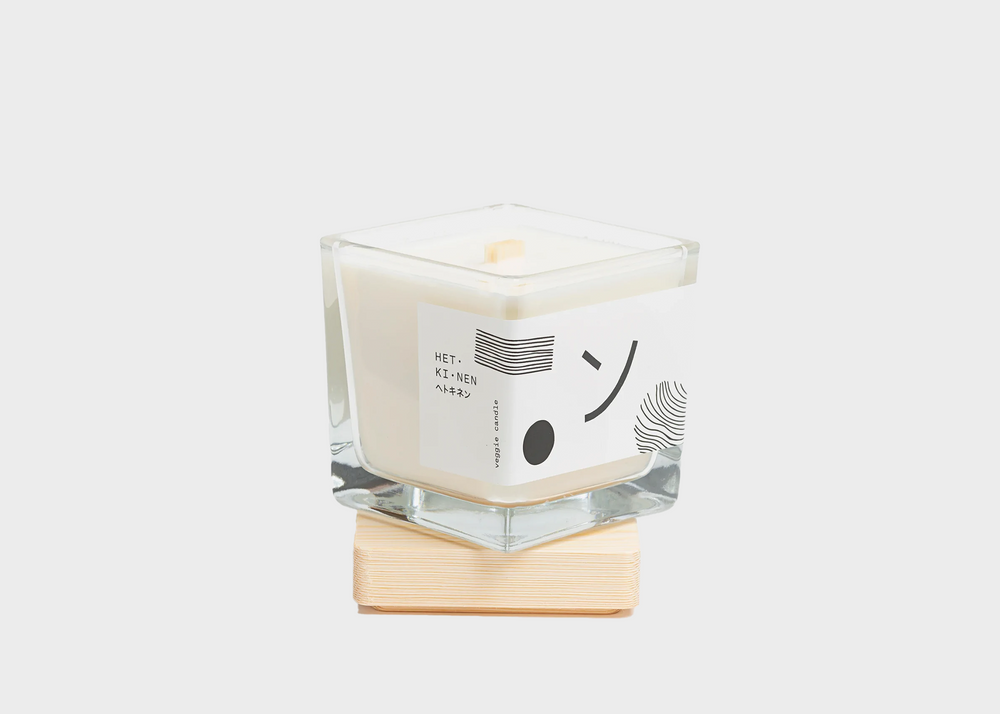Square Veggie Candle - by Hetkinen with wooden wick and wooden lid